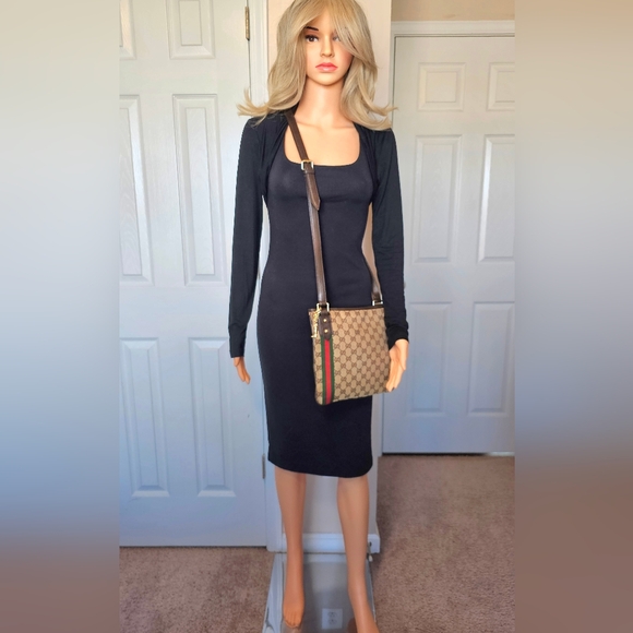 Authentic GUCCI Monogram GG Web Sherry Line Crossbody - Picture 13 of 13